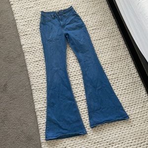 Fashion nova size 7 bell bottoms